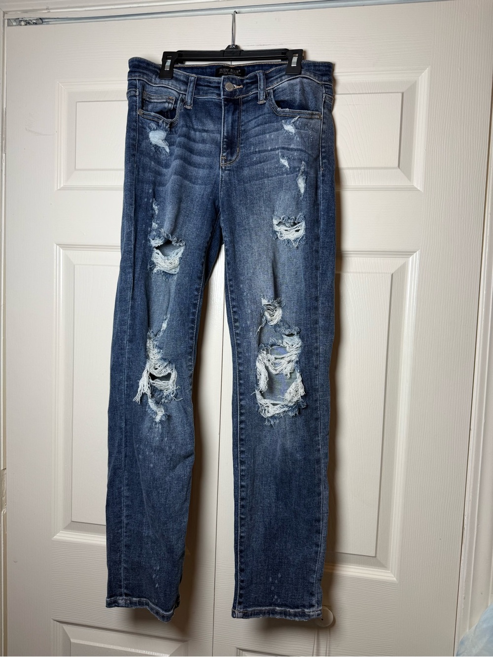 Judy Blue Boyfriend Fit Distressed Paint Splatter Jeans JB82363MD